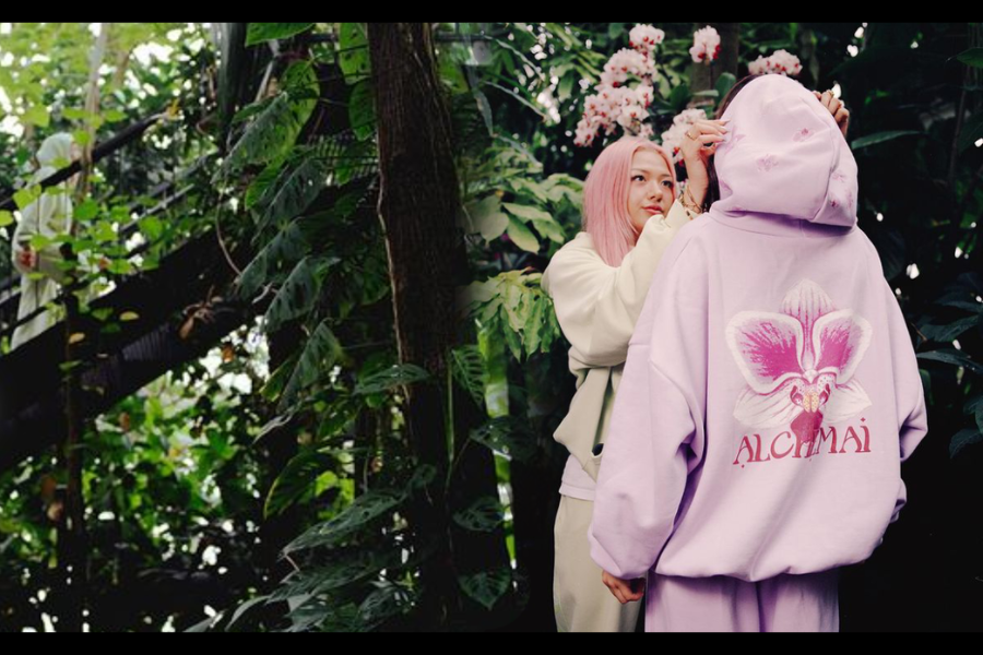 Alchemai Hoodie: Redefining Comfort and Tech-Infused Fashion